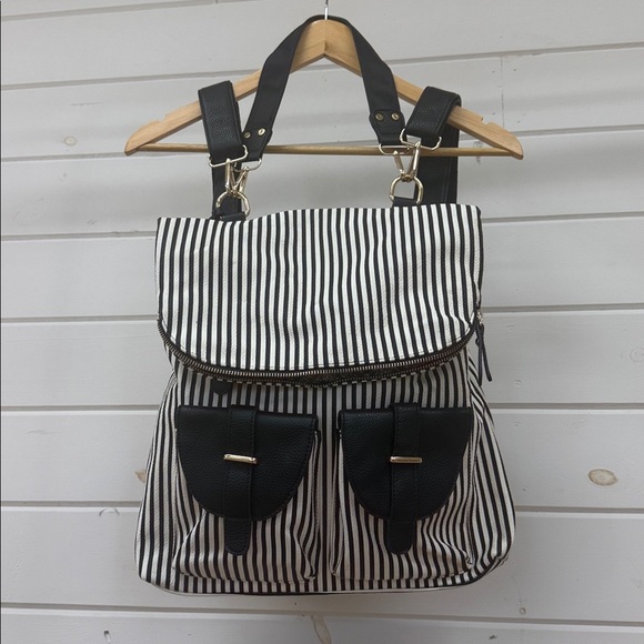 M London Handbags - Black and White Striped Backpack